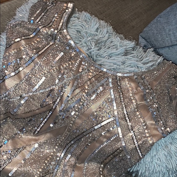 Short sleeve sequin dress - Picture 4 of 6